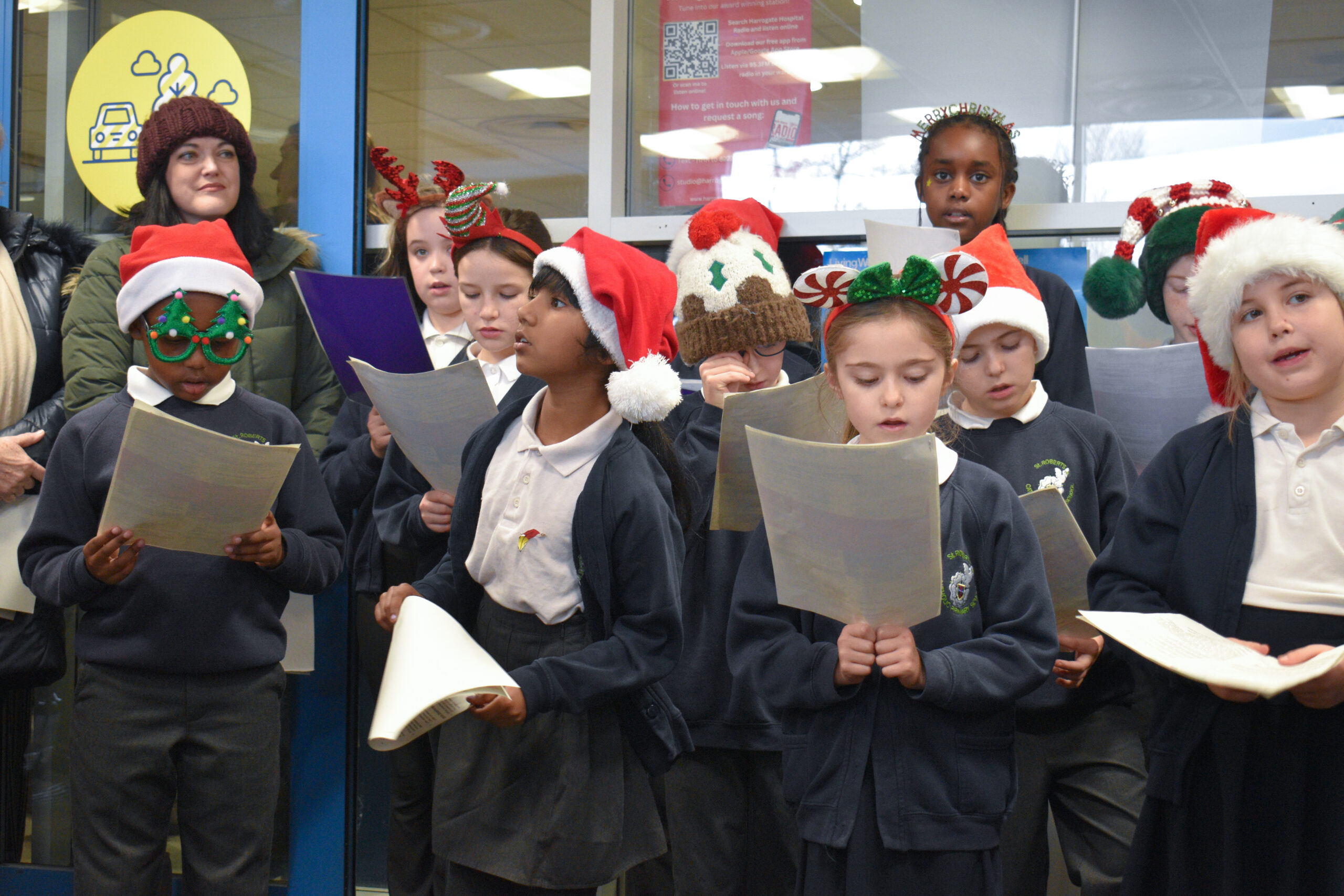 Children christmas caroling